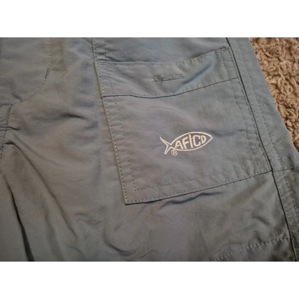 AFTCO Blue Casual Fishing Shorts size 6/7 years